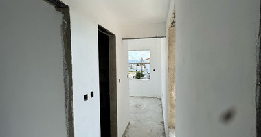 Modern  House with Pool For Sale in Parekklisia