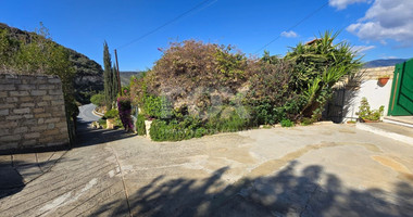 Exclusive Villa for Sale in Germasogeia: with Panoramic Dam & Mountain Views