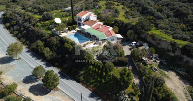 Exclusive Villa for Sale in Germasogeia: with Panoramic Dam & Mountain Views