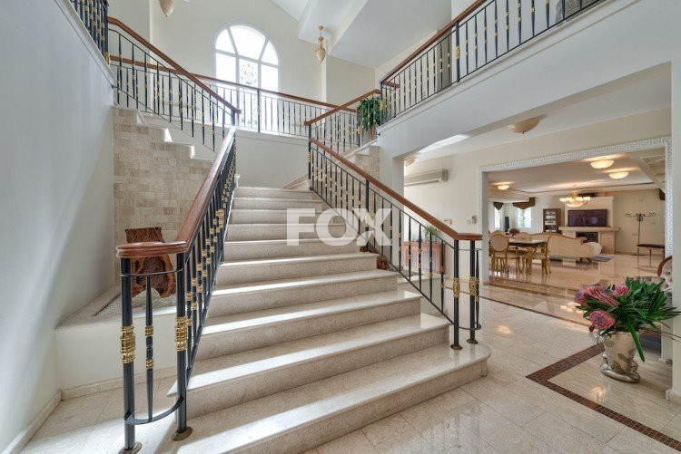 Detached house for sale 320 m² in Agios Tychon, Limassol, Cyprus