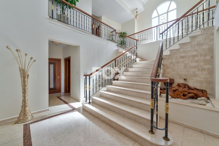 Detached house for sale 320 m² in Agios Tychon, Limassol, Cyprus