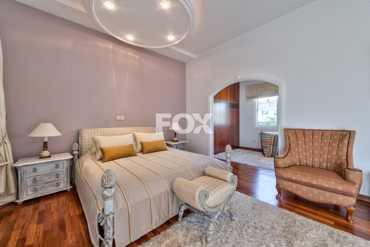 Detached house for sale 320 m² in Agios Tychon, Limassol, Cyprus