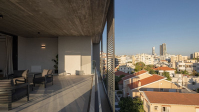 Top floor 3 bedroom apartment with Roof Garden  for sale in Agia Zoni, Limassol