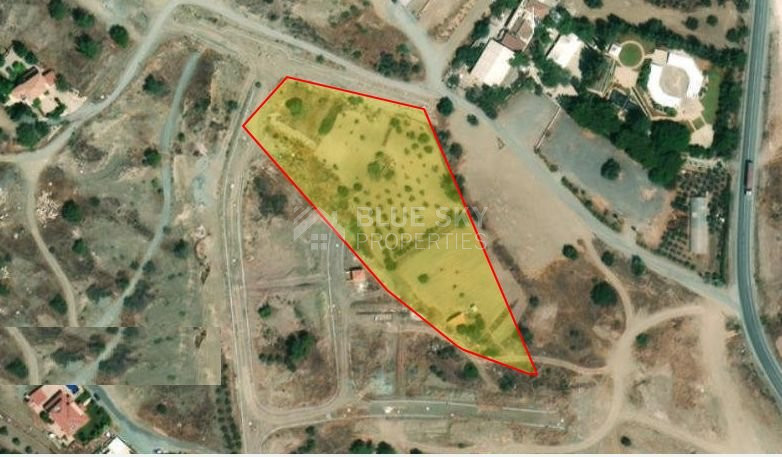 Large Development Land for Sale in Parekklisia