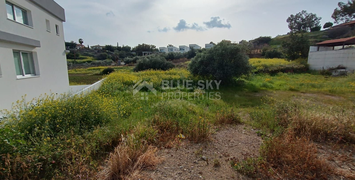 Prime Building Plot with Building permit Available in Scenic Parekklisia