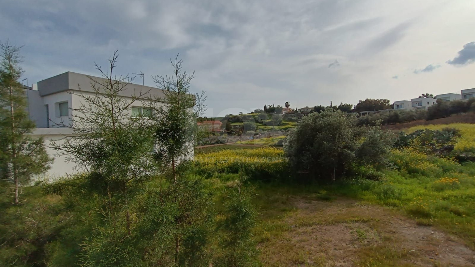 Prime Building Plot with Building permit Available in Scenic Parekklisia
