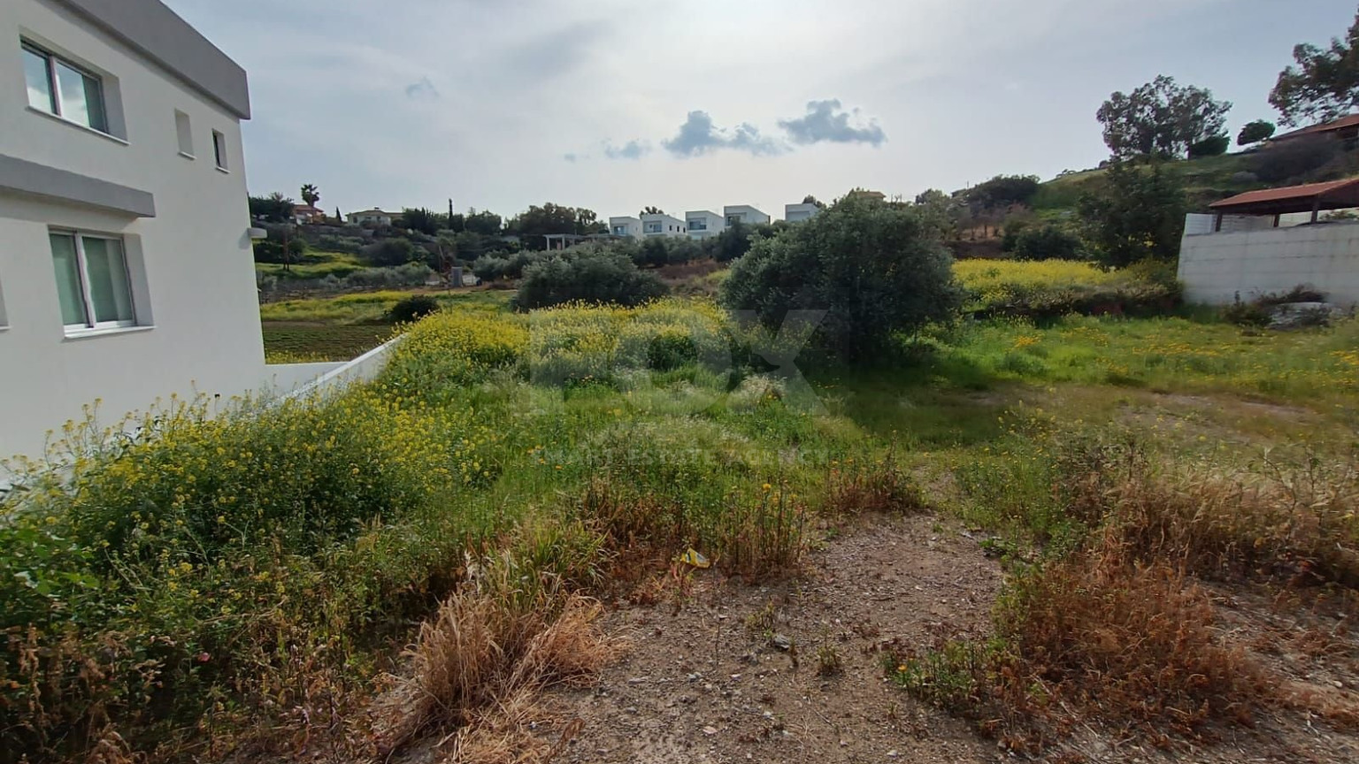 Prime Building Plot with Building permit Available in Scenic Parekklisia