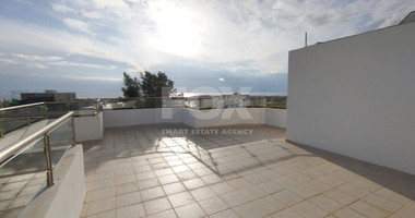 Spacious Furnished three Bedroom Penthouse with Panoramic Sea View in Petridia, Empa