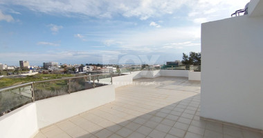 Spacious Furnished three Bedroom Penthouse with Panoramic Sea View in Petridia, Empa