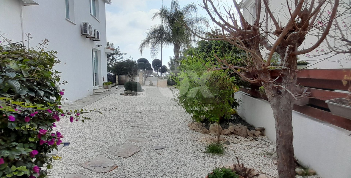 For Sale Three Bedroom Detached House in Tala, Paphos