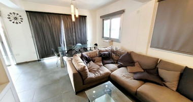 A GREAT OPPORTUNITY TO OWN A TWO FLOOR BUILDING WITH ROOF TERRACE, LIFT,  FULLY EQUIPPED, WITH OPTION FOR A FURTHER FLOOR