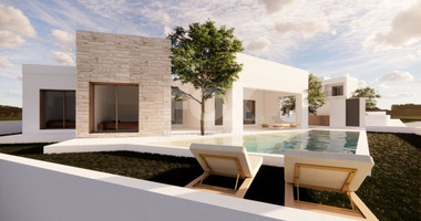 Three bedroom luxury villa in Peyia