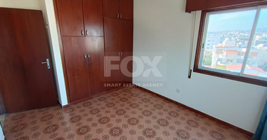 Spacious 3 Bedroom Top Floor Apartment with Sea View for sale in Mesa Geitonia