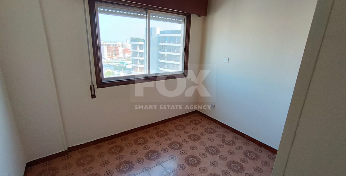 Spacious 3 Bedroom Top Floor Apartment with Sea View for sale in Mesa Geitonia