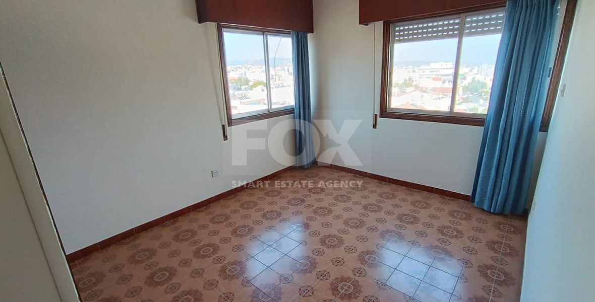 Spacious 3 Bedroom Top Floor Apartment with Sea View for sale in Mesa Geitonia