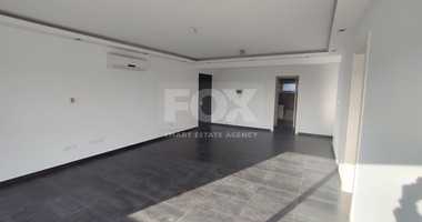 Spacious Unfurnished Penthouse for Rent in Mesa Geitonia