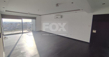 Spacious Unfurnished Penthouse for Rent in Mesa Geitonia