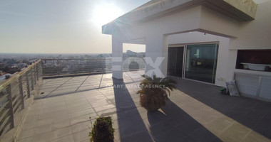 Spacious Unfurnished Penthouse for Rent in Mesa Geitonia