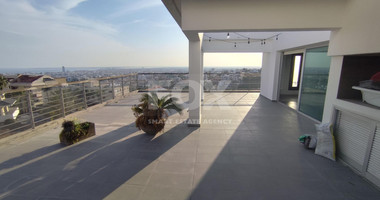 Spacious Unfurnished Penthouse for Rent in Mesa Geitonia