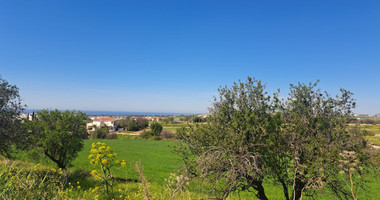 Residential land in Anarita village, Paphos