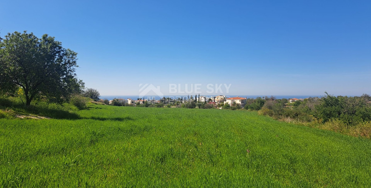 Residential land in Anarita village, Paphos
