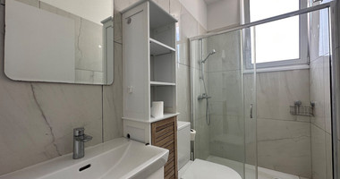 FOR SALE A LOVELY 3 BEDROOM PENTHOUSE WITH ROOF TERRACE FULLY FURNISHED AND EASY ACCESS TO ALL AMENITIES