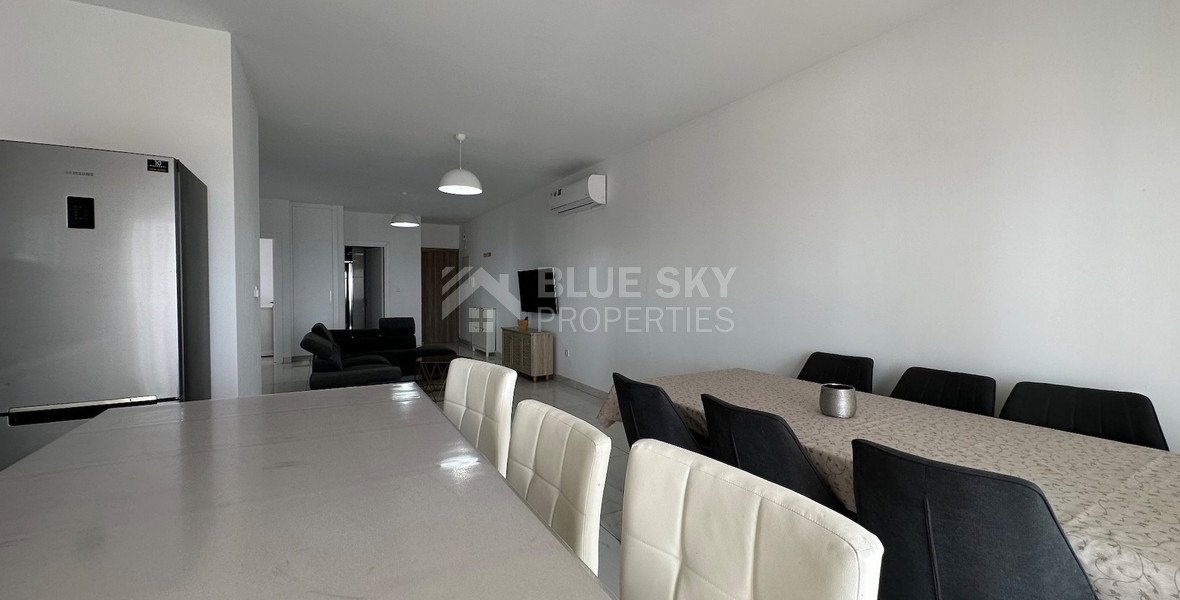 FOR SALE A LOVELY 3 BEDROOM PENTHOUSE WITH ROOF TERRACE FULLY FURNISHED AND EASY ACCESS TO ALL AMENITIES