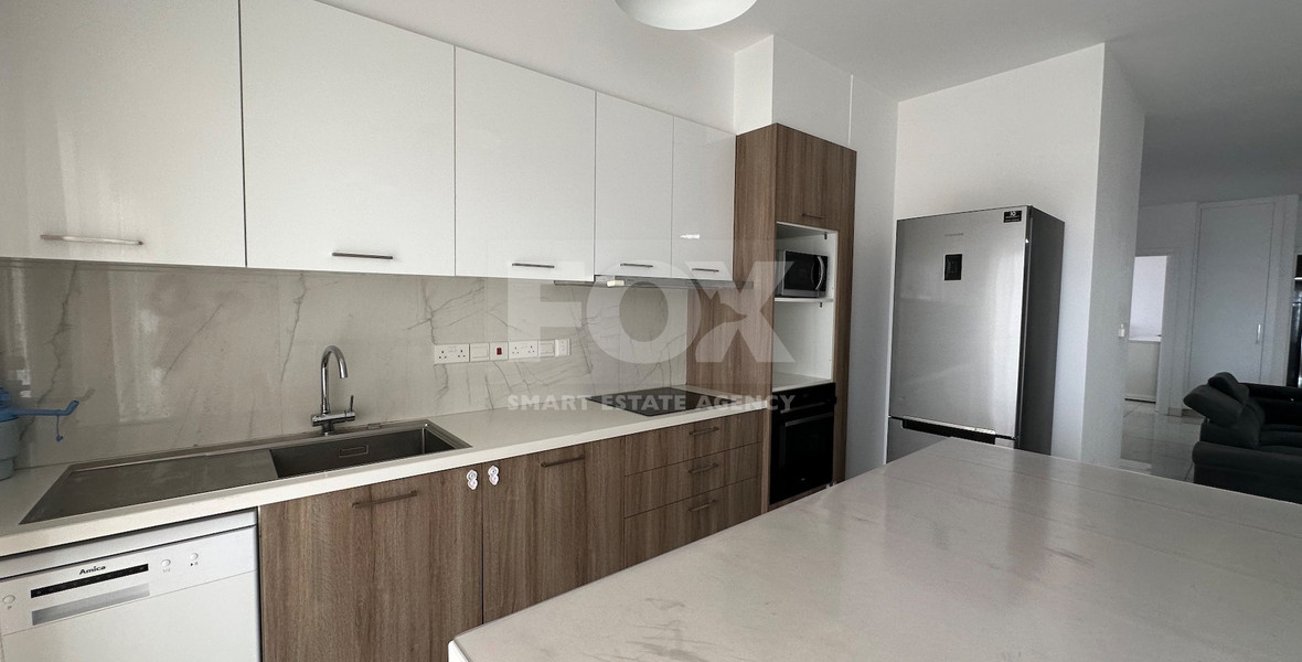 FOR SALE A LOVELY 3 BEDROOM PENTHOUSE WITH ROOF TERRACE FULLY FURNISHED AND EASY ACCESS TO ALL AMENITIES