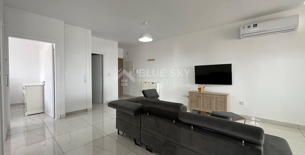 FOR SALE A LOVELY 3 BEDROOM PENTHOUSE WITH ROOF TERRACE FULLY FURNISHED AND EASY ACCESS TO ALL AMENITIES