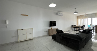 FOR SALE A LOVELY 3 BEDROOM PENTHOUSE WITH ROOF TERRACE FULLY FURNISHED AND EASY ACCESS TO ALL AMENITIES