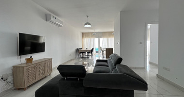 FOR SALE A LOVELY 3 BEDROOM PENTHOUSE WITH ROOF TERRACE FULLY FURNISHED AND EASY ACCESS TO ALL AMENITIES