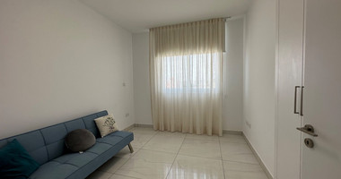 FOR SALE A LOVELY 3 BEDROOM PENTHOUSE WITH ROOF TERRACE FULLY FURNISHED AND EASY ACCESS TO ALL AMENITIES
