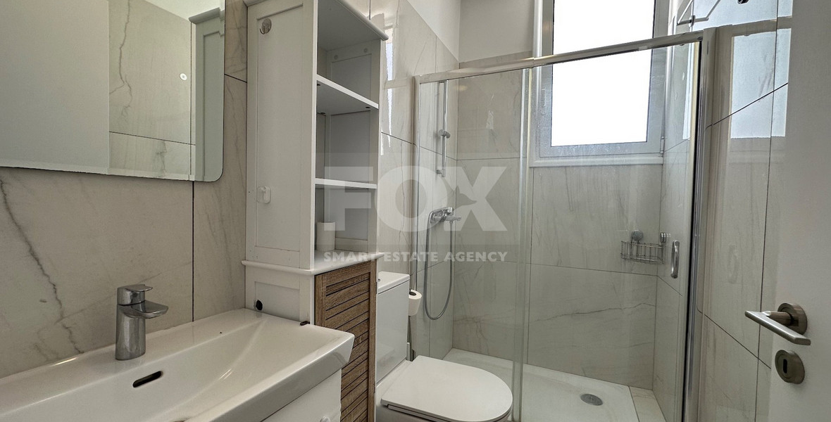 FOR SALE A LOVELY 3 BEDROOM PENTHOUSE WITH ROOF TERRACE FULLY FURNISHED AND EASY ACCESS TO ALL AMENITIES