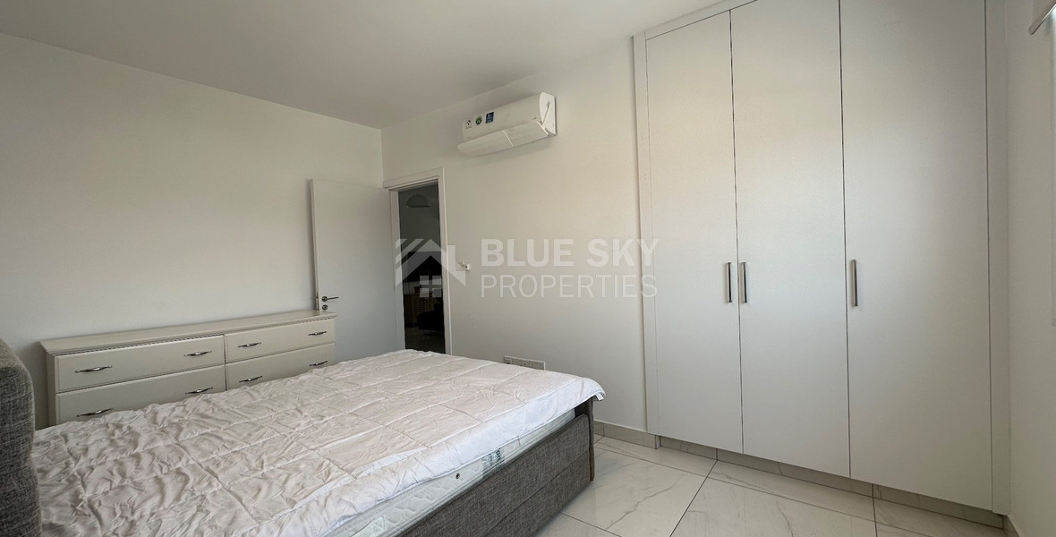 FOR SALE A LOVELY 3 BEDROOM PENTHOUSE WITH ROOF TERRACE FULLY FURNISHED AND EASY ACCESS TO ALL AMENITIES