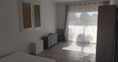 Modern Fully Furnished Ground Floor Apartment  for rent in Zakaki