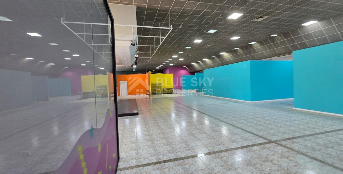 For Rent, Spacious 1450 m2 Office Space  in Zakaki
