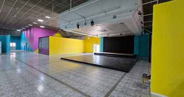 For Rent, Spacious 1450 m2 Office Space  in Zakaki