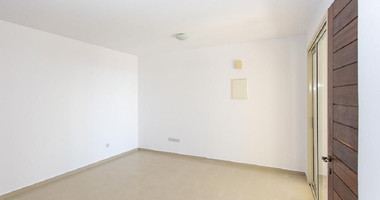 Unfurnished one Bedroom Apartment for Sale in Peyia