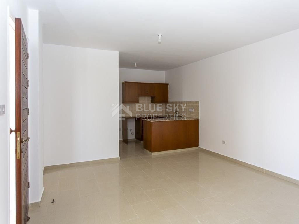 Unfurnished one Bedroom Apartment for Sale in Peyia