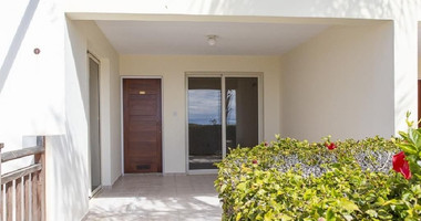 Unfurnished one Bedroom Apartment for Sale in Peyia