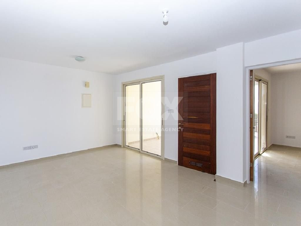 Unfurnished one Bedroom Apartment for Sale in Peyia