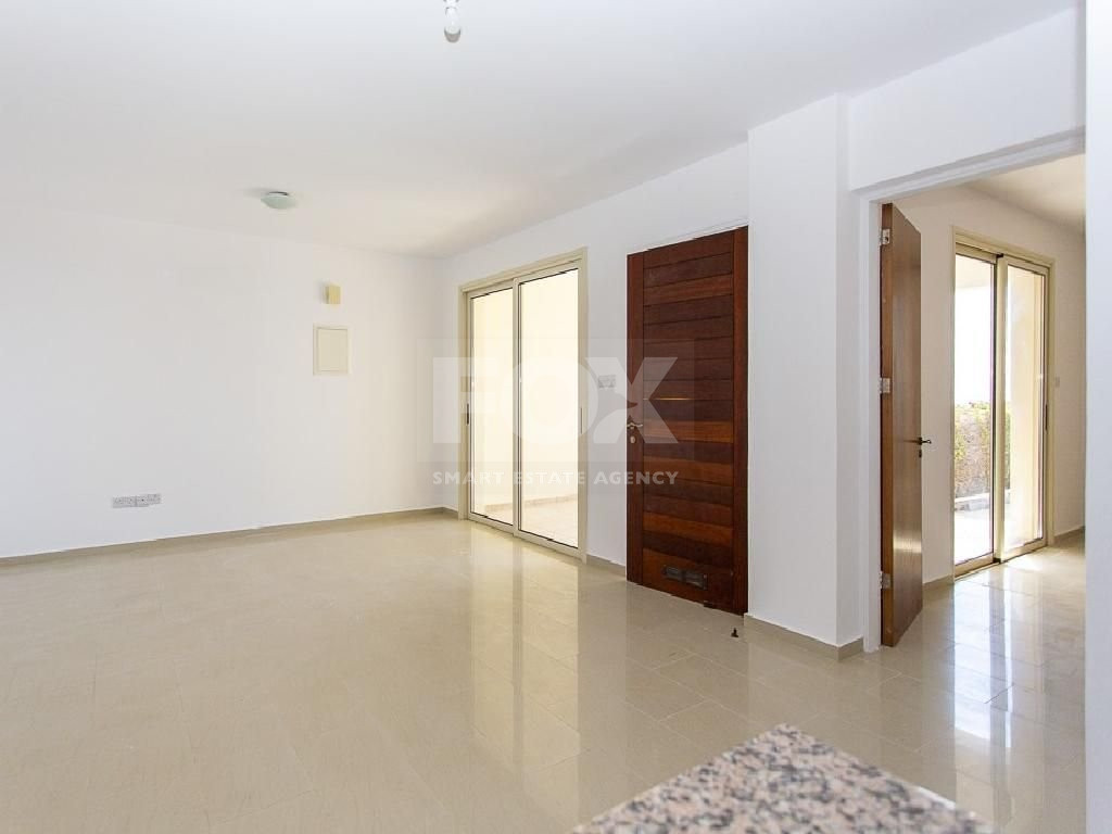 Unfurnished one Bedroom Apartment for Sale in Peyia