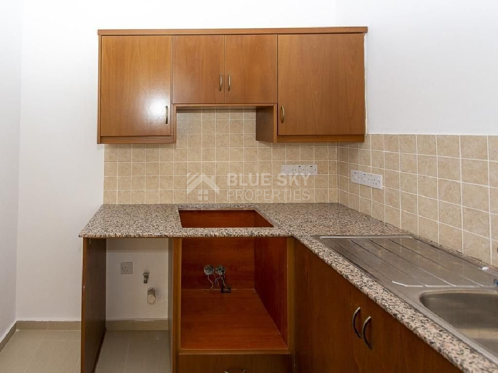 Unfurnished one Bedroom Apartment for Sale in Peyia