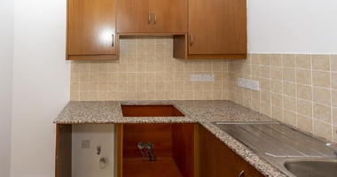 Unfurnished one Bedroom Apartment for Sale in Peyia