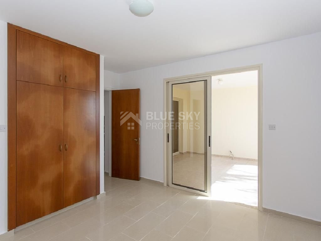 Unfurnished one Bedroom Apartment for Sale in Peyia