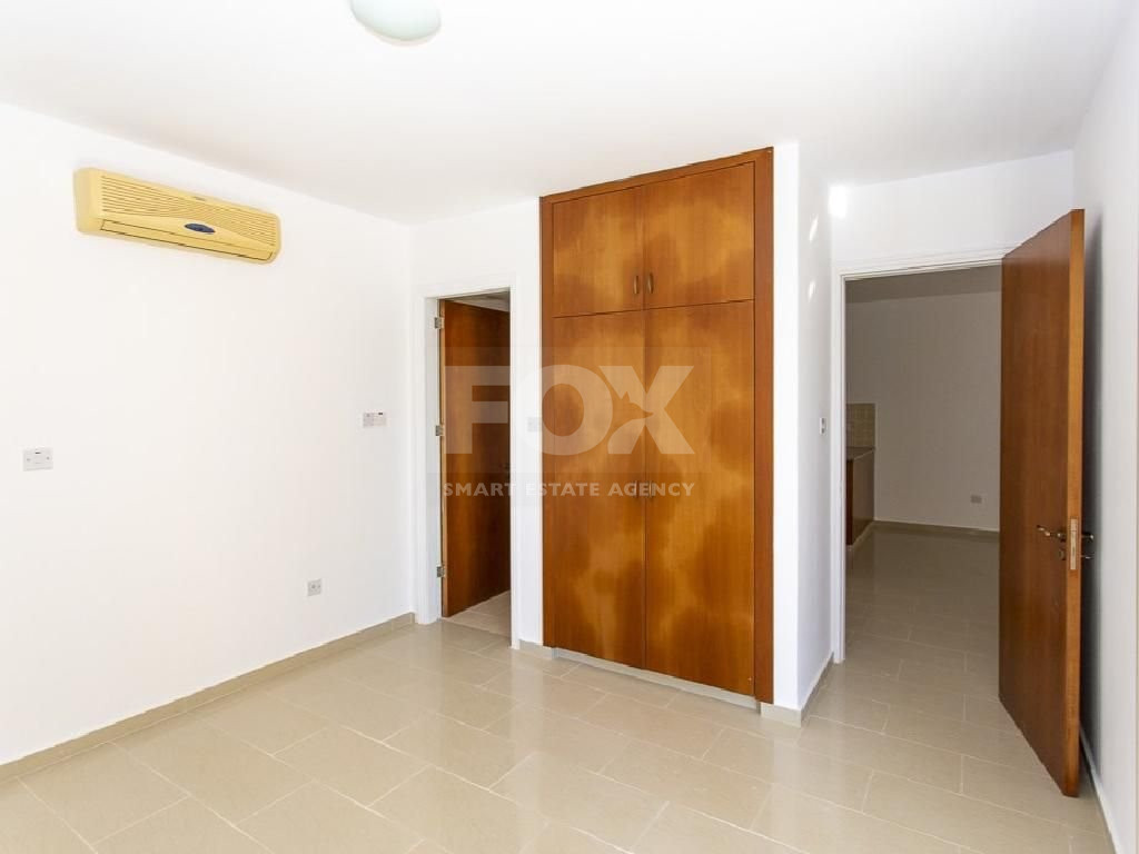 Unfurnished one Bedroom Apartment for Sale in Peyia