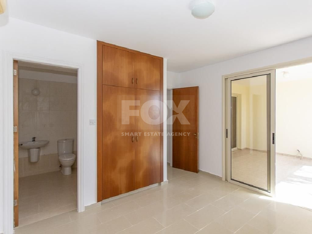 Unfurnished one Bedroom Apartment for Sale in Peyia