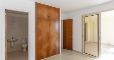 Unfurnished one Bedroom Apartment for Sale in Peyia