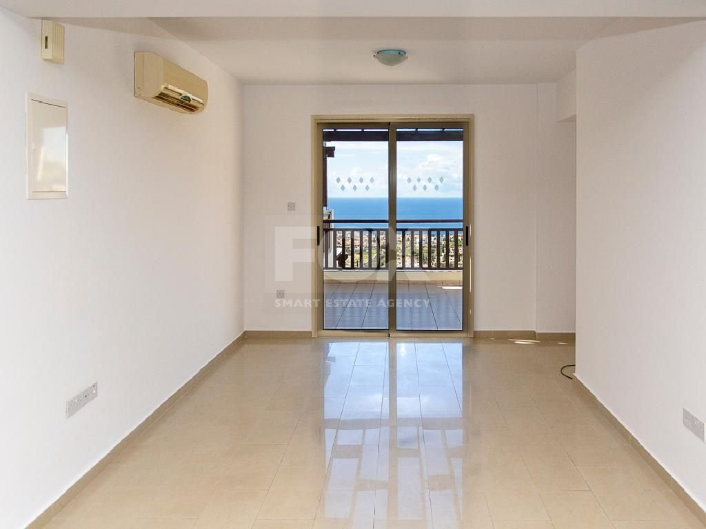 Unfurnished two Bedroom Apartment for Sale in Peyia