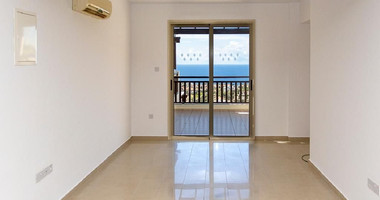 Unfurnished two Bedroom Apartment for Sale in Peyia